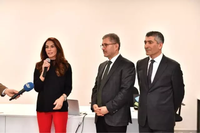 Üsküdar'da 'Cana Can Kat, Organ Bağışına Destek Ver' Kampanyası Başladı Üsküdar'da 'Cana Can Kat, Organ Bağışına Destek Ver' Kampanyası Başladı