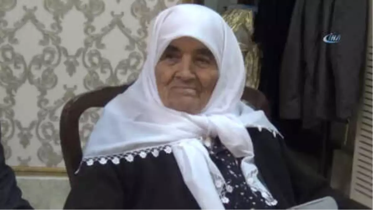 90'lık Çifte Çocuklarından 72'nci Evlilik Yıl Dönümü Sürprizi