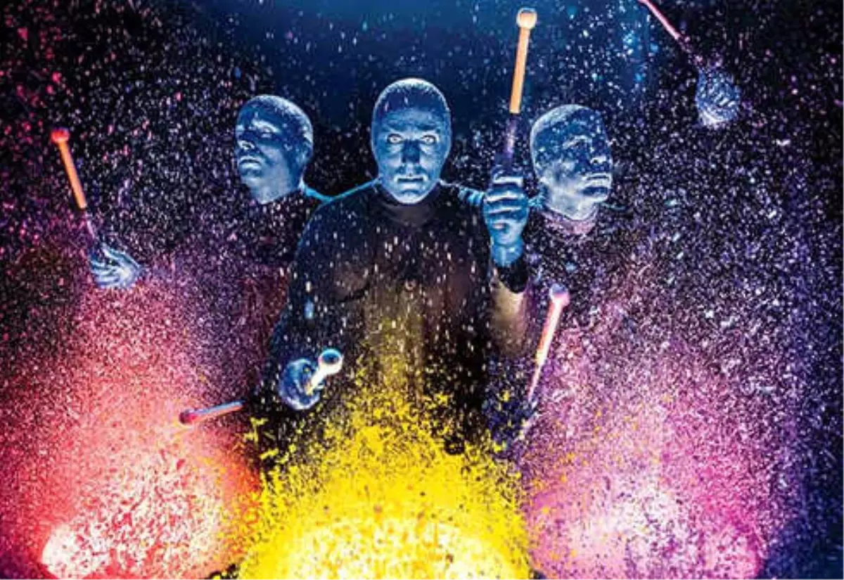 Dünyaca Ünlü Blue Man Group'u İzlemek İçin 7 Sebep