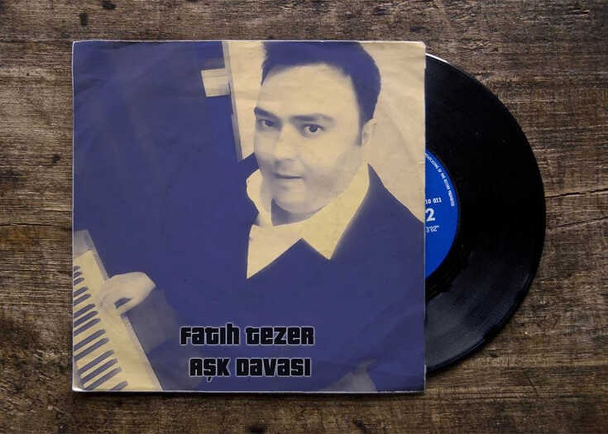 Fatih Tezer, Romantik Tarza Yeni Bir Soluk Getirdi