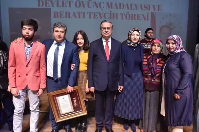 Mersin'de 'Devlet Övünç Madalyası ve Beratı' Töreni Yapıldı