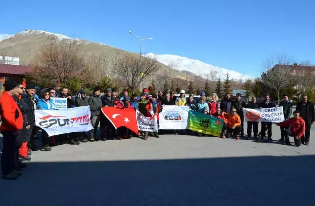 40 Dağcı Süphan Dağı'na Kış Tırmanışı Yapacak 40 Dağcı Süphan Dağı'na Kış Tırmanışı Yapacak