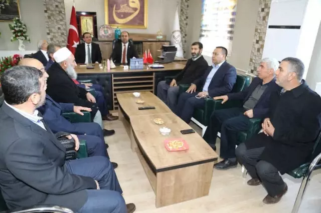 Başkan Çiftçi Bozova'da Temaslarda Bulundu
