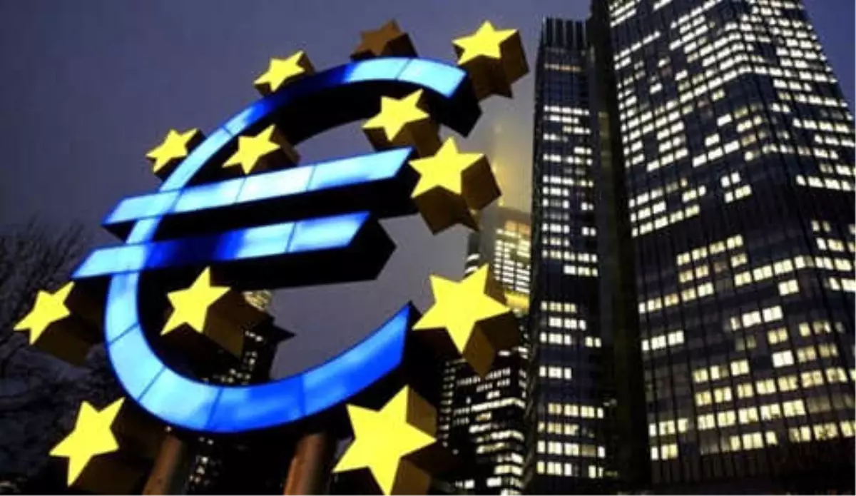 Euro Bölgesi'nde İmalat Sektörü Hafif Yavaşladı