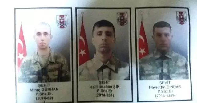 Hakkari'de Şehit Askerler İçin Tören Düzenlendi