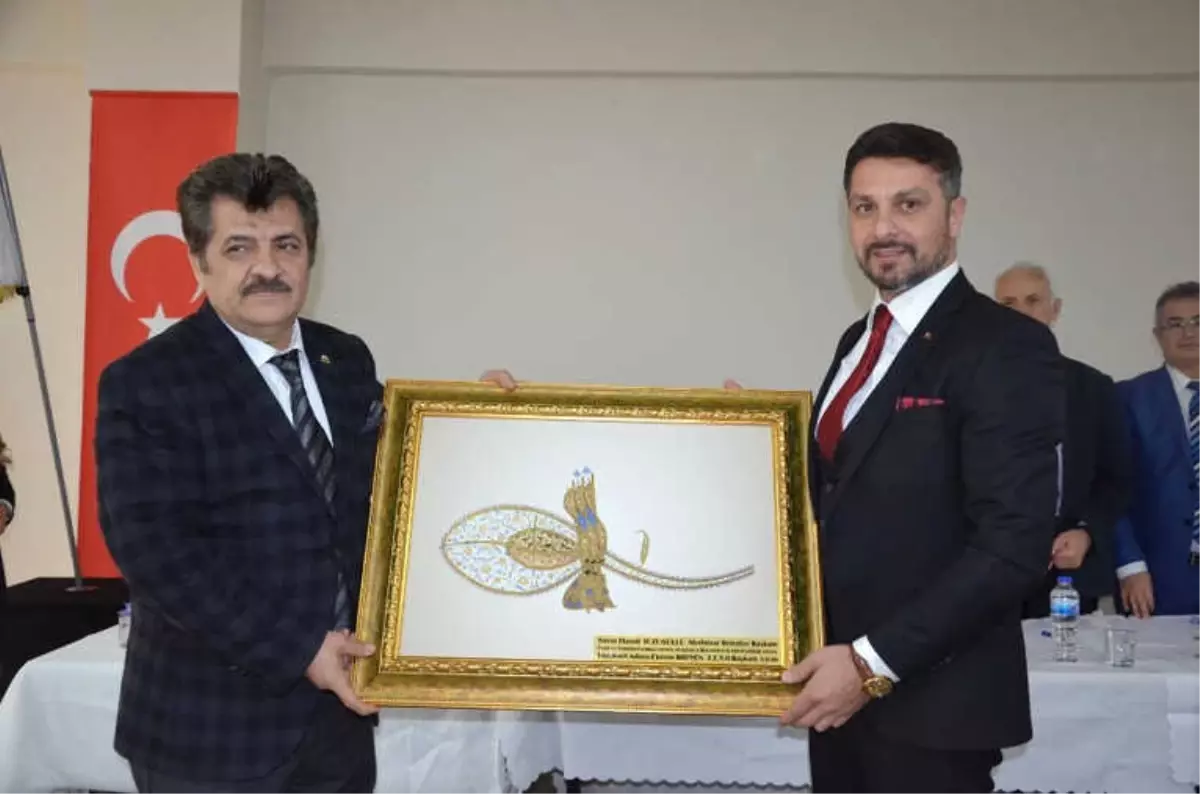 Başkan Yüzügüllü'ye Esnaf ve Sanatkarlardan Teşekkür