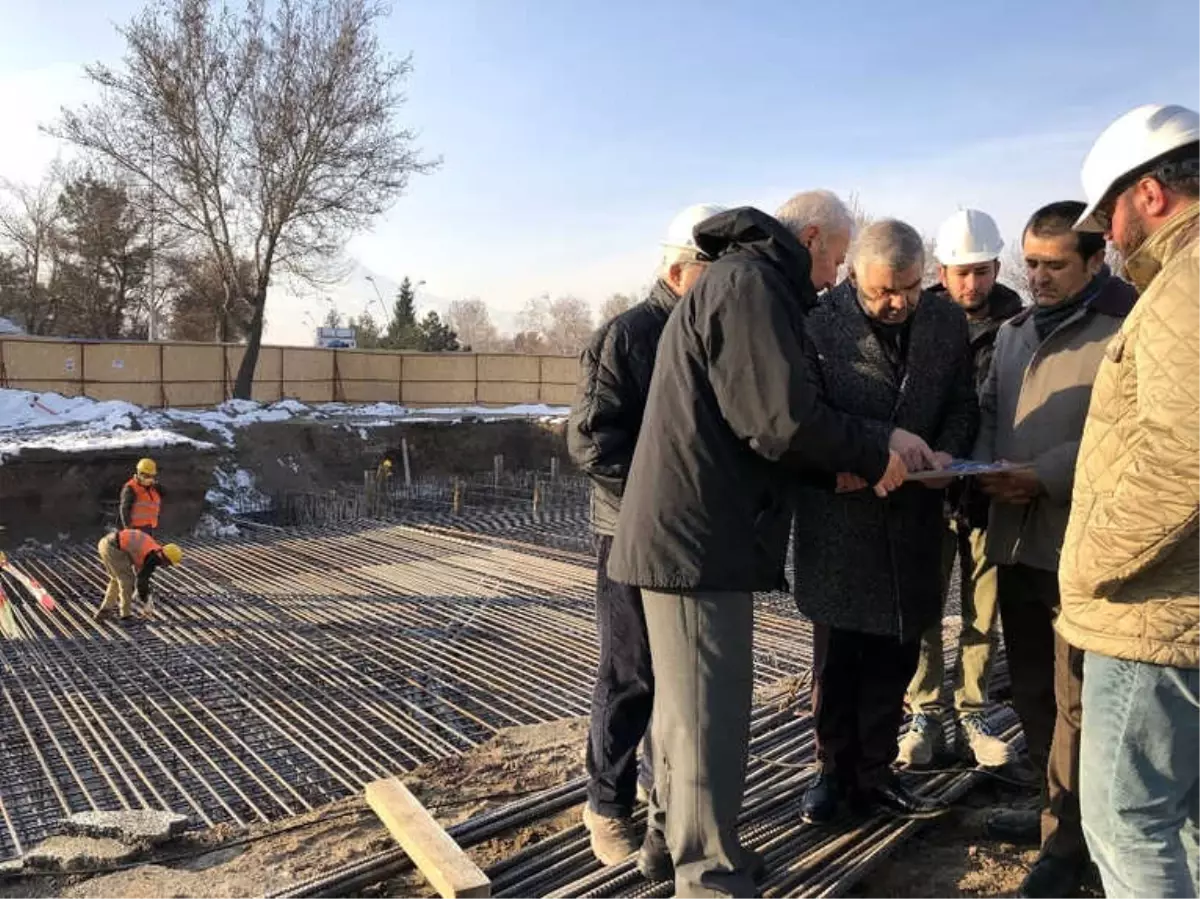 Büyükşehir'de Kesintisiz Trafik İçin Mesai