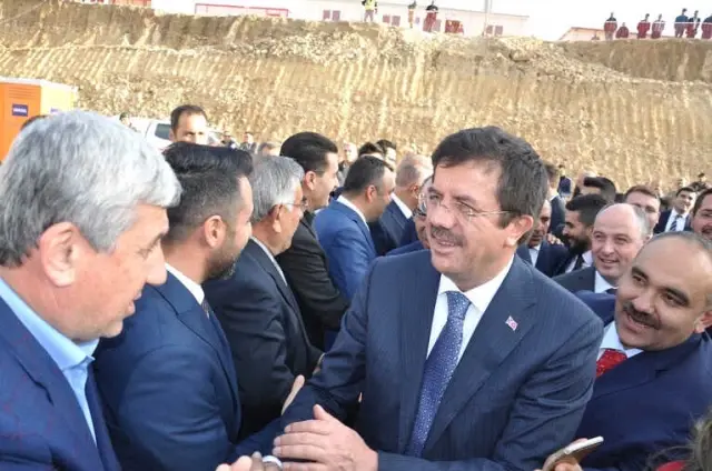 Ekonomi Bakanı Zeybekci: