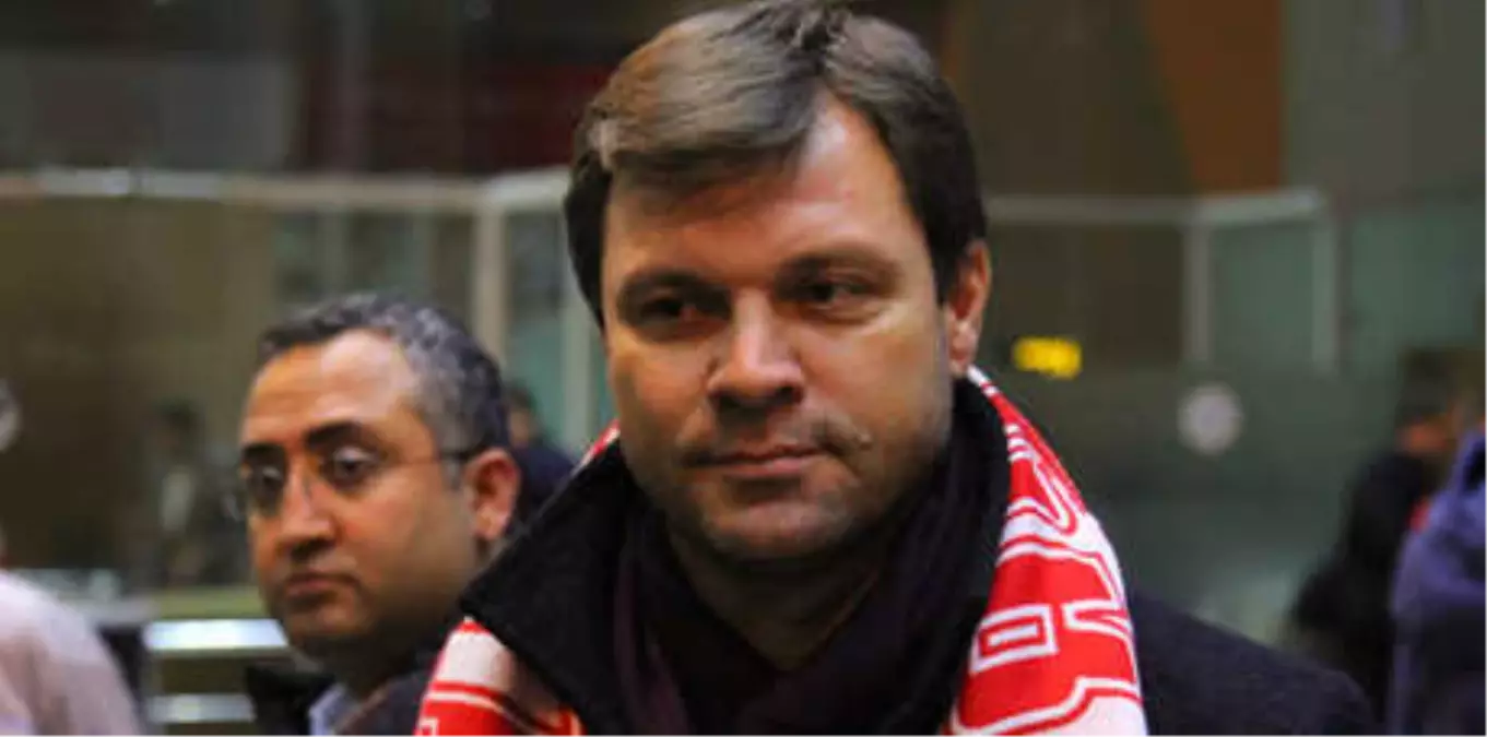 Ertuğrul Sağlam İlk Galibiyetini Aldı