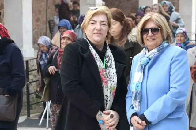 Kadınlar Manisa'yı Gezdi