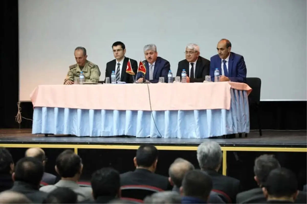 Kars'ta 'Okul Güvenliği ve Uyuşturucu ile Mücadele' Toplantısı Yapıldı