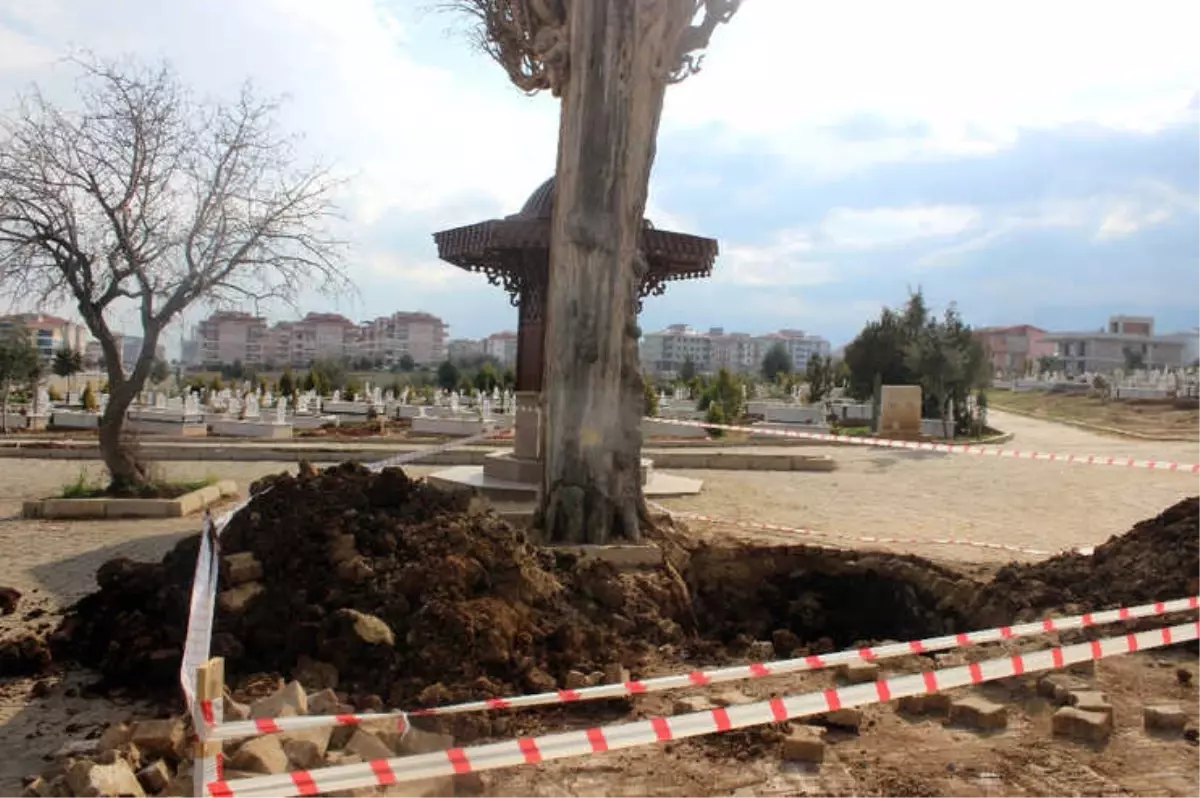 Mezarlıkta Kepçeyle Kazı Yapan 9 Kişi Tutuklandı