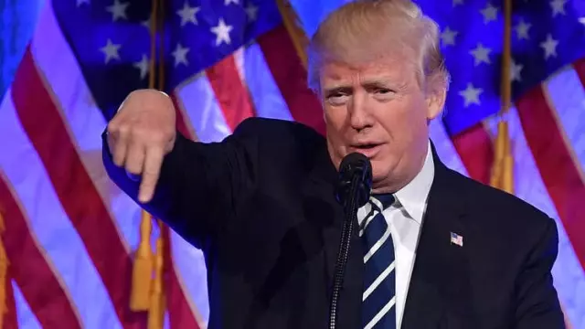 Trump Fbı Yönetimini Siyasi Davranmakla Suçladı Trump Fbı Yönetimini Siyasi Davranmakla Suçladı