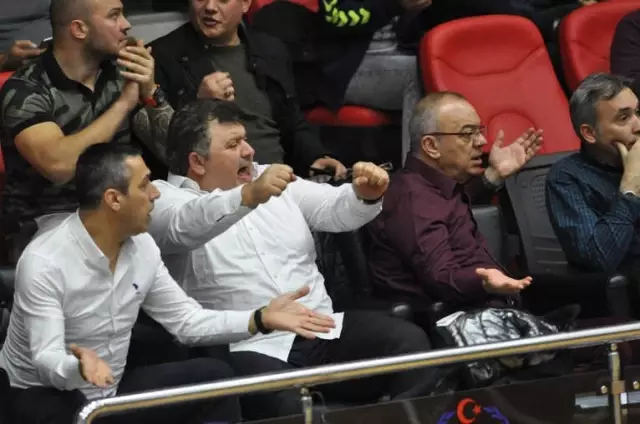 Manisa Bbsk, Gemlik'i 62-56 ile Geçti Manisa Bbsk, Gemlik'i 62-56 ile Geçti