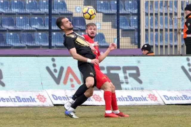 Spor Toto Süper Lig: Osmanlıspor: 0 - Kayserispor: 1 (İlk Yarı)
