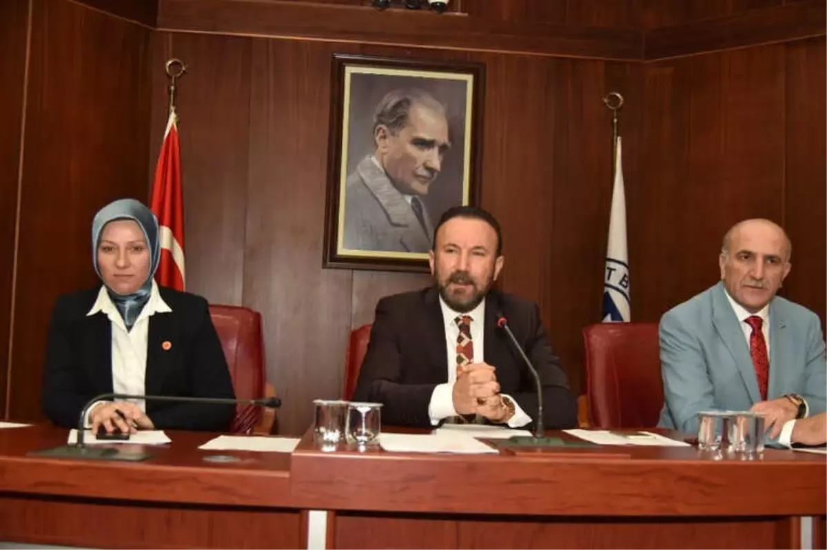 İzmit Meclisi 19 Gündem Maddesiyle Toplanıyor