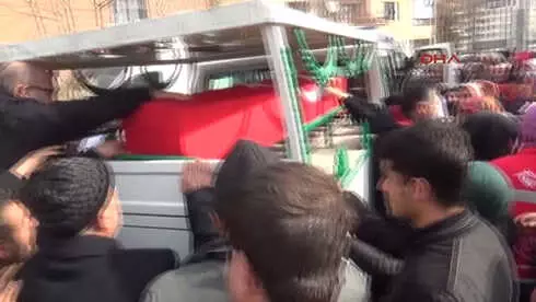 Muş Şehit Uzman Çavuş Karaca,gözyaşları Arasında Toprağa Verildi Muş Şehit Uzman Çavuş Karaca,gözyaşları Arasında Toprağa Verildi