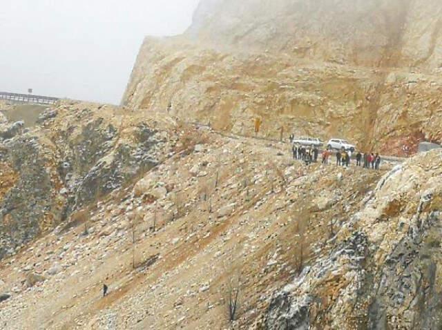 Çorum'da 300 Metrelik Uçuruma Yuvarlanan Otomobilin Sürücüsü Öldü