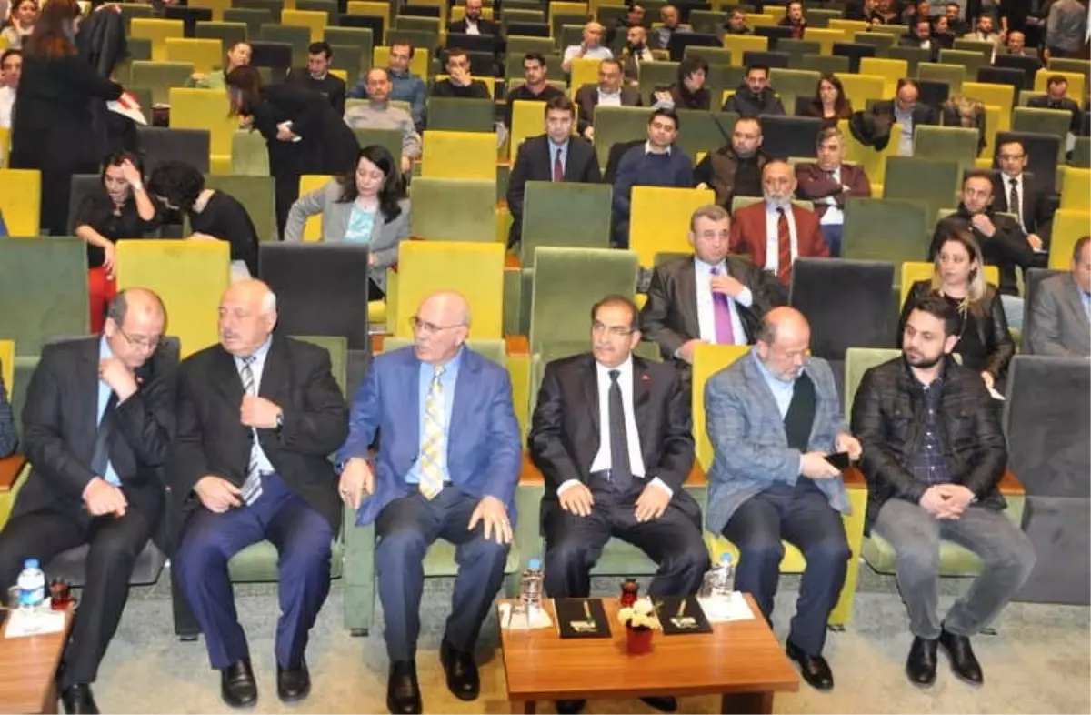 Uşak'ta Üniversite ile Valilik Sanayicilerin Önünü Açmak İçin Bir Araya Geldiler