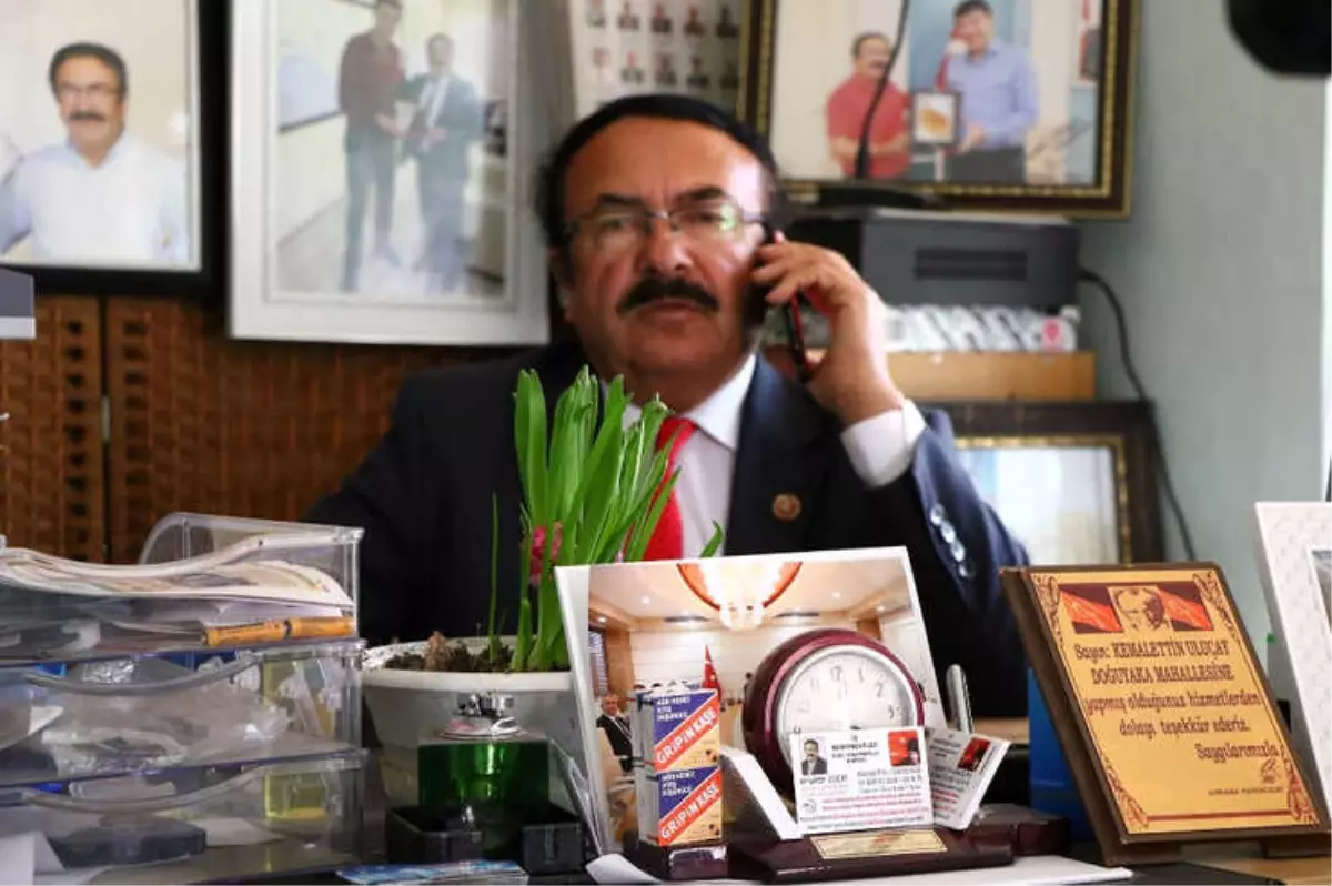 Antalya'nın 'Çaldır Kapat' Muhtarı