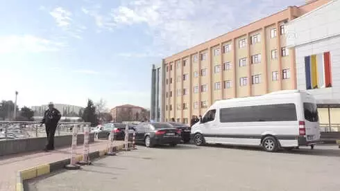 Adalet Bakanı Gül, Tedavi Altına Alınan Askerleri Ziyaret Etti