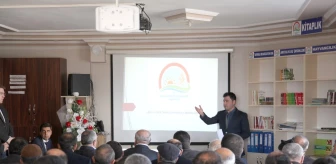 Ahlat'ta 'Buzağı Ölümlerinin Önlenmesi' Toplantısı