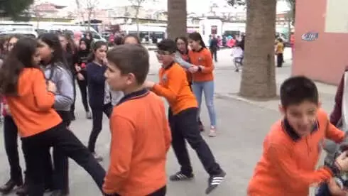 Emniyetten Eğitime Dev Katkı... Kütüphaneye Şehit Polisin Adı Verildi Emniyetten Eğitime Dev Katkı... Kütüphaneye Şehit Polisin Adı Verildi