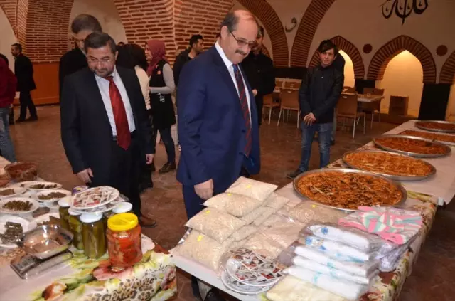 Karapınar'da Sokak Hayvanları İçin Kermes