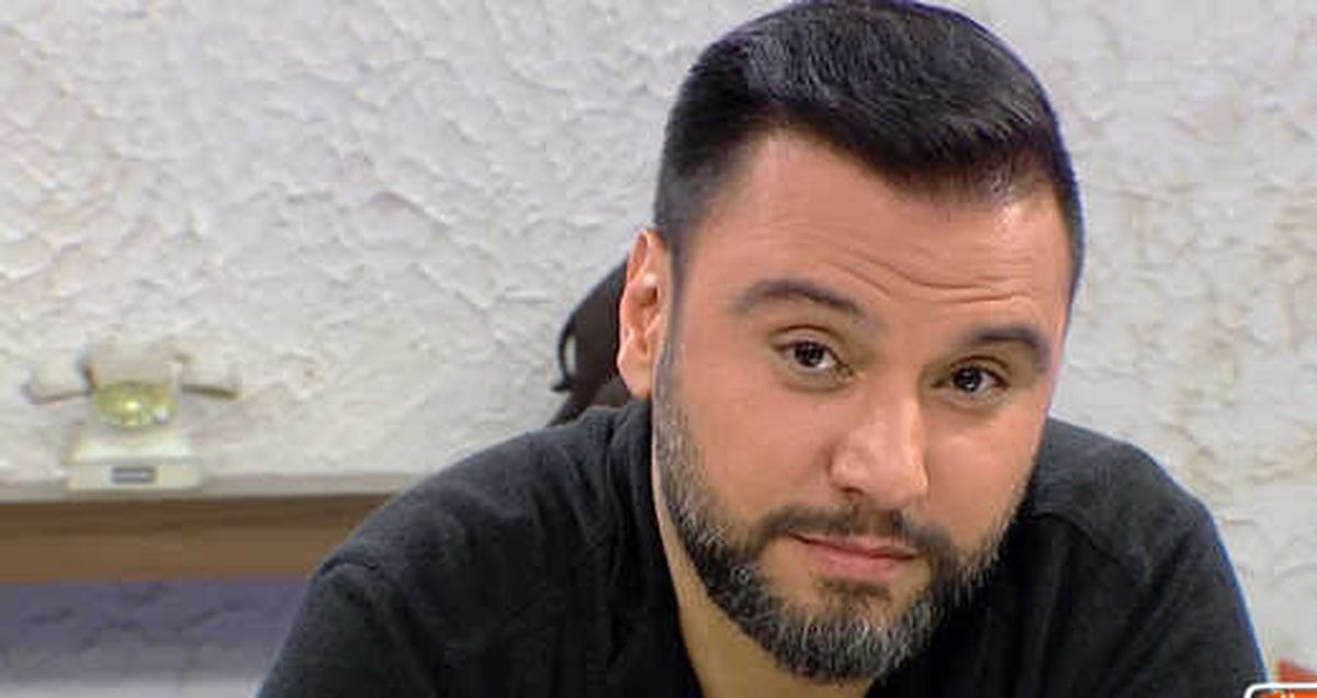 Alişan, Çocuk Müjdesi Veren Tarkan'ı Taklit Etti