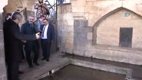Milletvekilleri Şahinbey'de Gün Yüzüne Çıkarılan Konakları İnceledi Milletvekilleri Şahinbey'de Gün Yüzüne Çıkarılan Konakları İnceledi