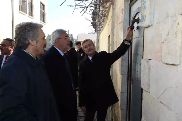 Milletvekilleri Şahinbey'de Gün Yüzüne Çıkarılan Konakları Milletvekilleri Şahinbey'de Gün Yüzüne Çıkarılan Konakları