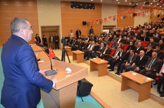 Muş'ta 'Ak Parti Danışma Meclisi' Toplantısı Muş'ta 'Ak Parti Danışma Meclisi' Toplantısı