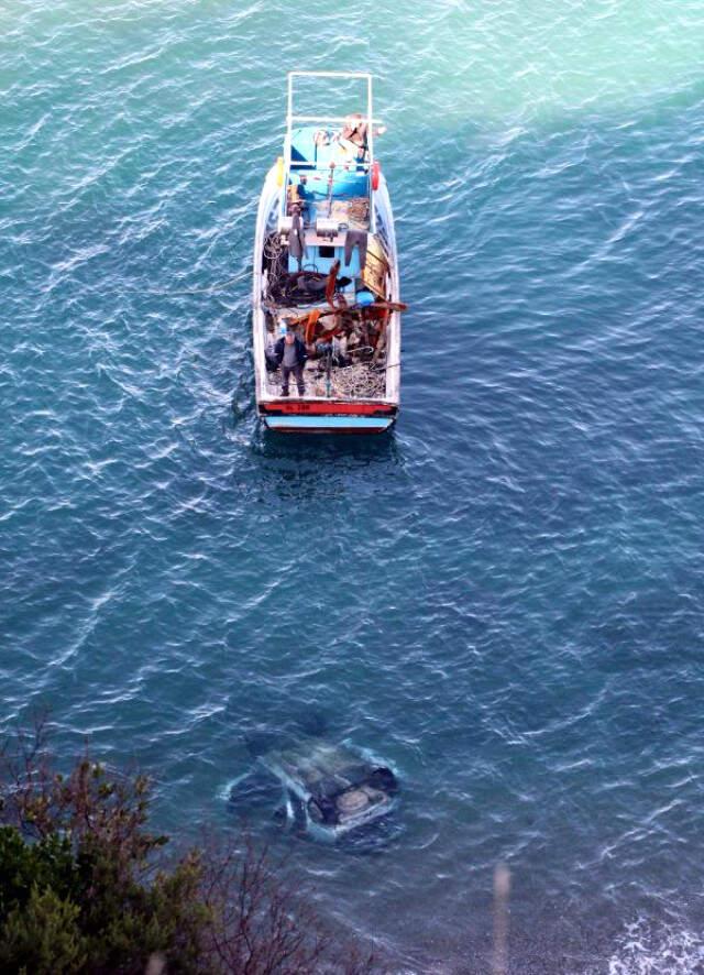 Zonguldak'ta Otomobil 60 Metreden Denize Uçtu, Şoför Kayıp