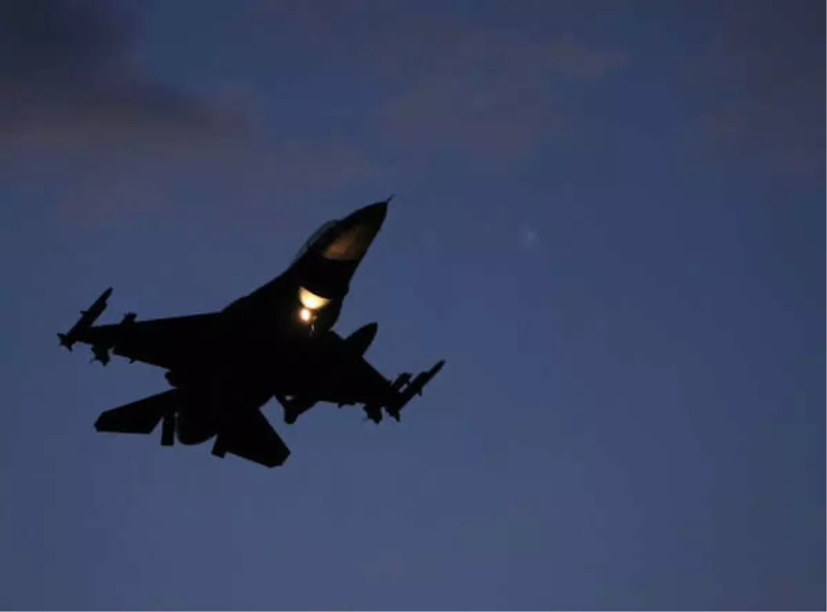 Savaş Uçaklarımız Menbiç'ten Geçip Bafulyon Dağı'na Bomba Yağdırdı