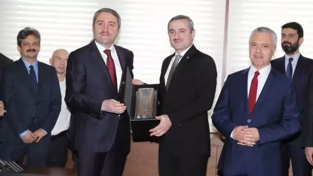AK Parti İstanbul İl Başkanlığında Devir Teslim Yapıldı