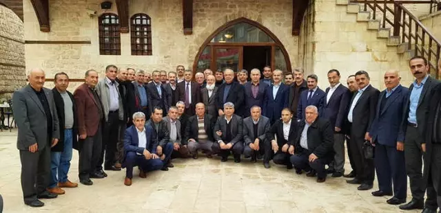 Ak Parti, Mahalle Başkanları Toplantısı Düzenledi Ak Parti, Mahalle Başkanları Toplantısı Düzenledi