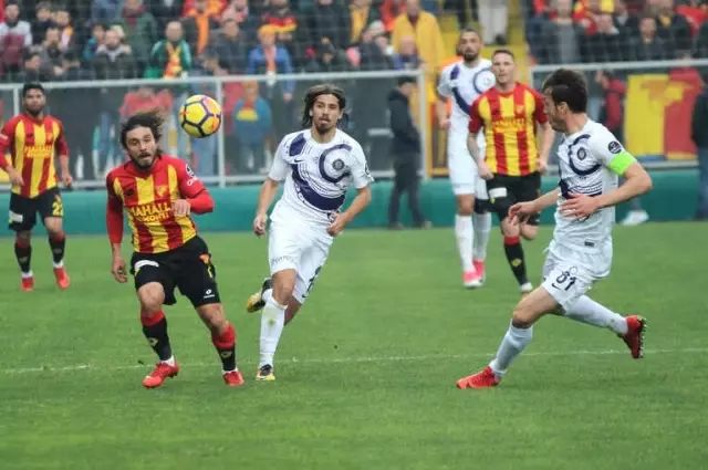 Spor Toto Süper Lig: Göztepe: 2 - Osmanlıspor: 1 (İlk Yarı)