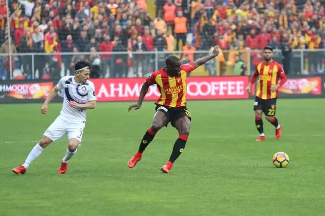 Spor Toto Süper Lig: Göztepe: 2 - Osmanlıspor: 1 (İlk Yarı)