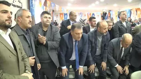 AK Parti Genel Başkan Yardımcısı Ünal: 'Afrin'de Yaptıkları Beton Sığınaklar Onları Koruyacak... AK Parti Genel Başkan Yardımcısı Ünal: 'Afrin'de Yaptıkları Beton Sığınaklar Onları Koruyacak...