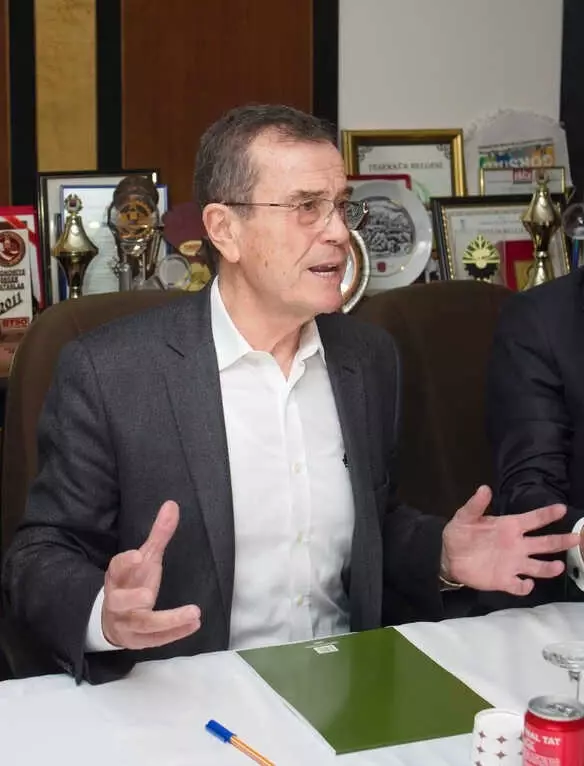 Soydaşlar Adım Adım Birleşmeye Yürüyor Soydaşlar Adım Adım Birleşmeye Yürüyor