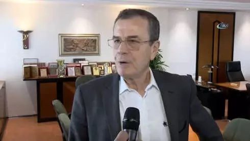 Soydaşlar Adım Adım Birleşmeye Yürüyor Soydaşlar Adım Adım Birleşmeye Yürüyor