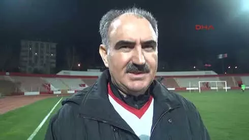 12 Şubat ve 15 Temmuz Kahramanları İçin Sahaya Çıktılar 12 Şubat ve 15 Temmuz Kahramanları İçin Sahaya Çıktılar