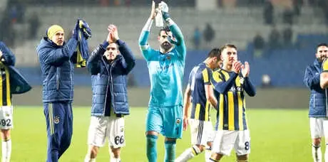 Fenerbahçe'de Kale Kapandı
