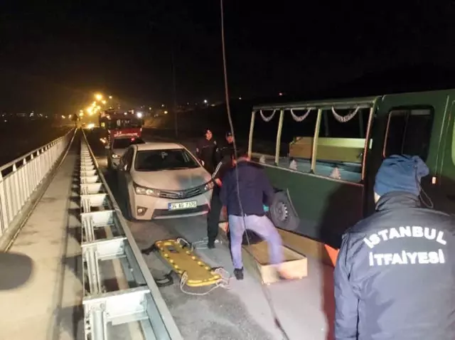 Arnavutköy'de 1'i Kadın 2 Kişinin Cesedi Bulundu