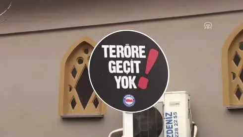 Bartın'daki Memur-Sen Üyelerinden Zeytin Dalı Harekatı'na Destek Bartın'daki Memur-Sen Üyelerinden Zeytin Dalı Harekatı'na Destek