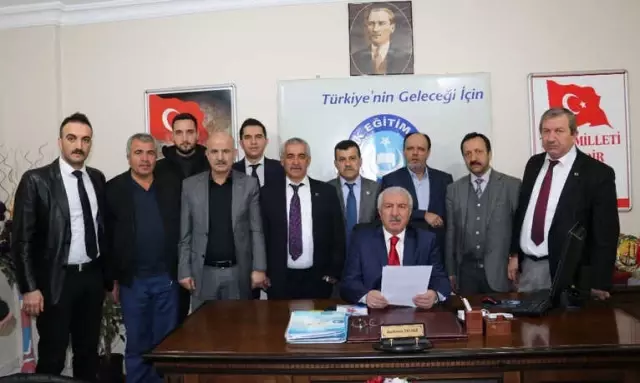 Türkiye Kamu-Sen'den Mehmetçiğe Destek