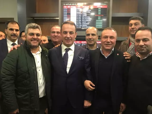 AK Parti İzmir İl Başkanlığındaki Görev Değişikliği