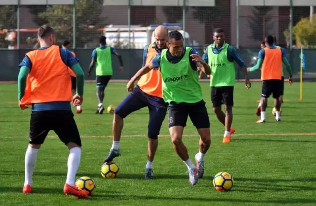 Alanyaspor'da Fenerbahçe Maçı Hazırlıkları Sürüyor