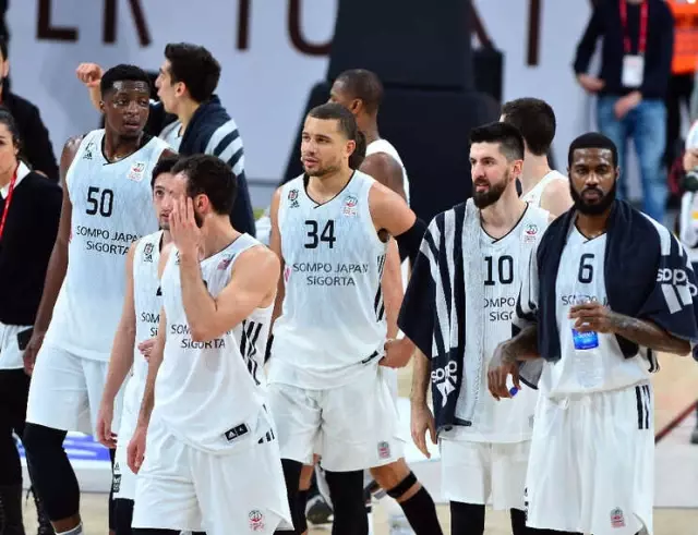 Beşiktaş Yarı Finalde