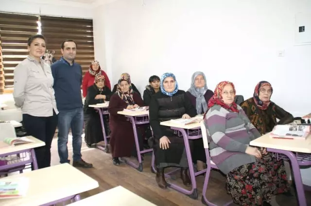 Devrek'te Okuryazarlık Seferberliği Çalışmaları Sürüyor